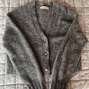 Everlane Alpaca Cropped V-Neck Cardigan